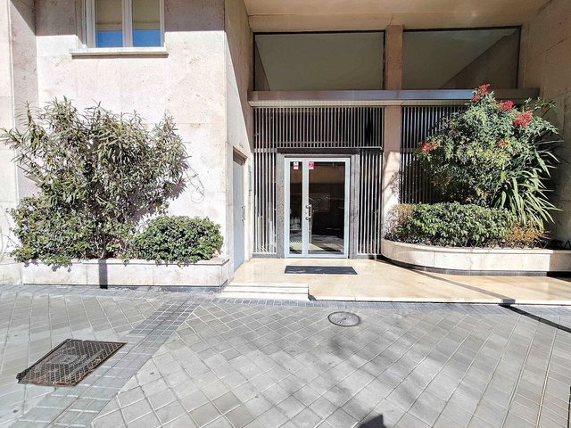 Local comercial en alquiler en Almagro en Madrid - Imagen 5