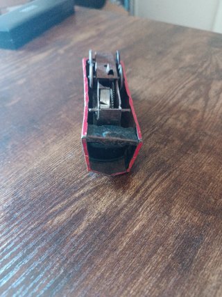 Treno giocattolo vintage rosso