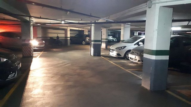 Garaje en venta en El Camp d'en Grassot i Gràcia Nova en Barcelona - Imagen 4