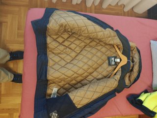 Abrigo Quechua azul