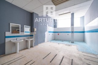 Local comercial en venta en Tavernes de la Valldigna