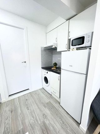 Estudio en alquiler en Tres Olivos - Valverde en Madrid - Imagen 10