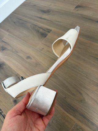 Sandalias Clarks Beige/Plata Mujer