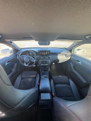 Mercedes-Benz a 200 2016