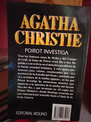 Libro "Poirot Investiga" de Agatha Christie
