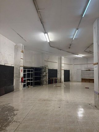 Local comercial en alquiler en Valldaura - Ctra. de Cardona en Manresa