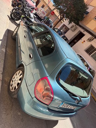 Nissan Almera 2003