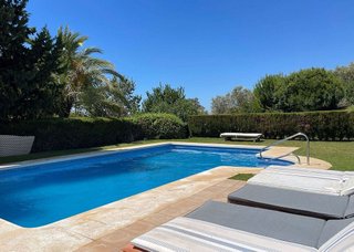 Chalet en alquiler en Elviria en Marbella