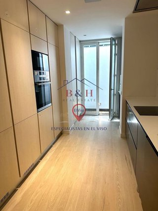 Casa pareada en alquiler en El Viso en Madrid