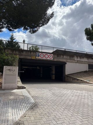 Garaje en venta en Valderas - Los Castillos en Alcorcón