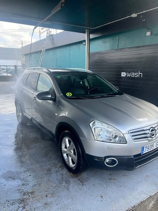 Nissan Qashqai+2 2010
