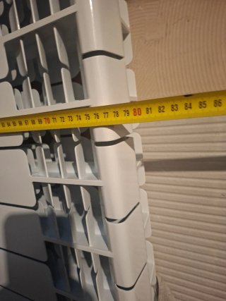 Radiador blanco metal 1 meses uso