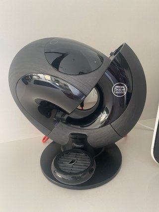 Cafetera original. Dolce Gusto ciruclar