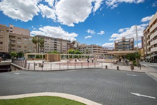 Edificio en venta en Elda