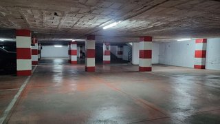 Garaje en venta en Carranque - Haza Cuevas en Málaga