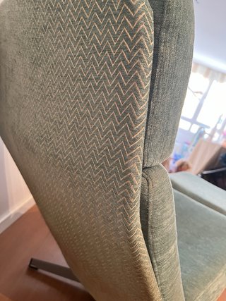 Sillón giratorio y reposapiés Ikea (tapizado)