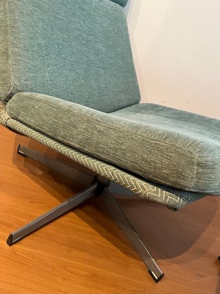 Sillón giratorio y reposapiés Ikea (tapizado)