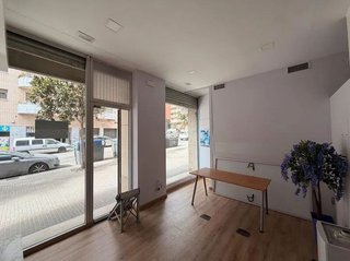 Local comercial en venta en Mestral en Reus
