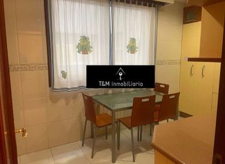 Piso en alquiler en Centro en Ourense