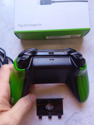 Controller Xbox One Minecraft + Kit di Ricarica
