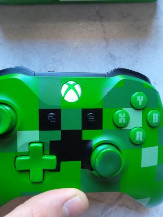Controller Xbox One Minecraft + Kit di Ricarica