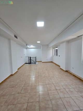 Local comercial en venta en Novelda