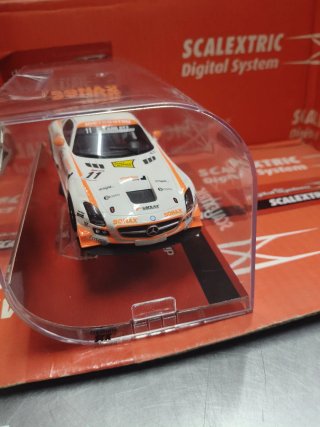 Scalextric Mercedes SLS GT3 Digital
