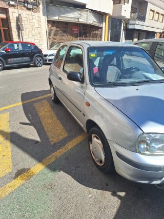 Nissan Micra 2000