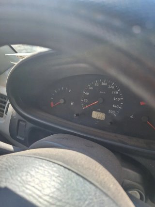 Nissan Micra 2000