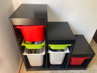 Estantería IKEA Trofast con 6 gavetas de colores
