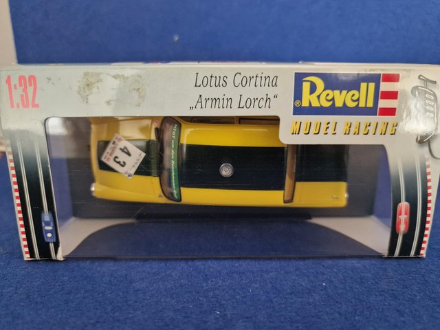 Revell 08329 Lotus Cortina 1:32 Armin Lorch