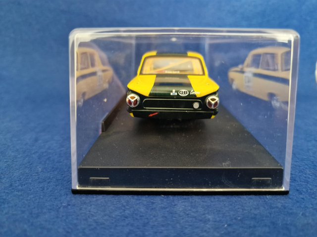 Revell 08329 Lotus Cortina 1:32 Armin Lorch