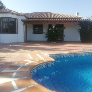 Chalet en alquiler en Coín
