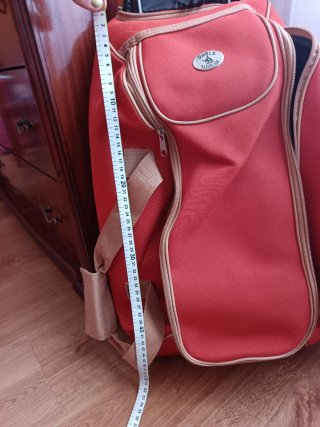 Maleta y neceser naranja