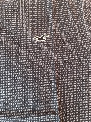 Camiseta Hollister Negra