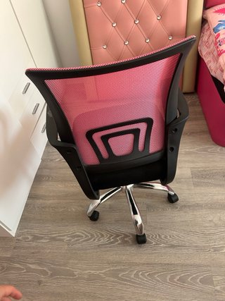 Cabecero ,escritorio y silla. Se vende junto 120€