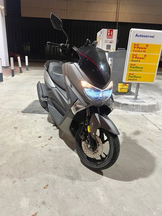 Yamaha NMAX 125cc Gris