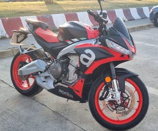APRILIA TUONO 660 – COMO NUEVA – 3.500 KM