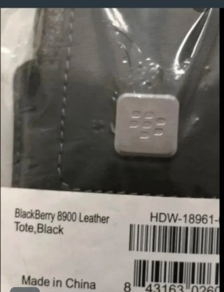 Funda ORIGINAL Blackberry. Negra.