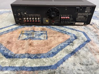 AMPLIFICADOR TECHNICS SA GX200