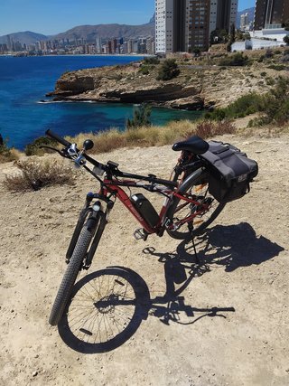 Bicicleta Eléctrica Roja