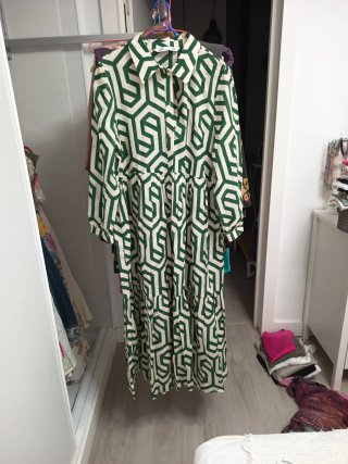 Vestido largo Zara estampado geométrico