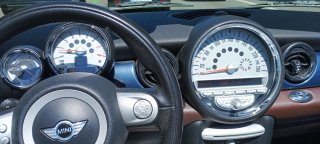 MINI Cabrio 2010