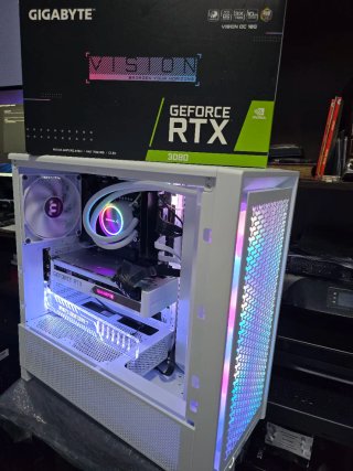 PC Gaming I7-14700K RTX3070 32GB DDR5