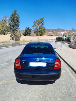 Skoda Superb 2004