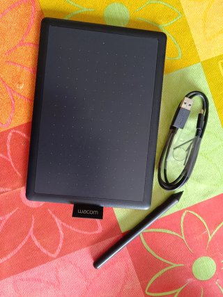 Wacom One Graphic Tablet – Excellent Condition Se