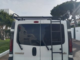 Baca Renault Trafic Original