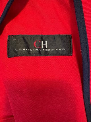 Impecable Cazadora Carolina Herrera Roja Talla S