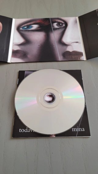 CD Mina - Todavía