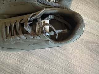 Zapatillas Ecoalf nuevas verde oliva